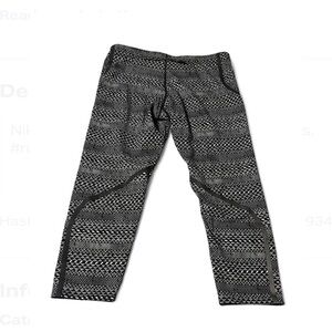 Nike Dri-Fit Black and White Geometric Capris